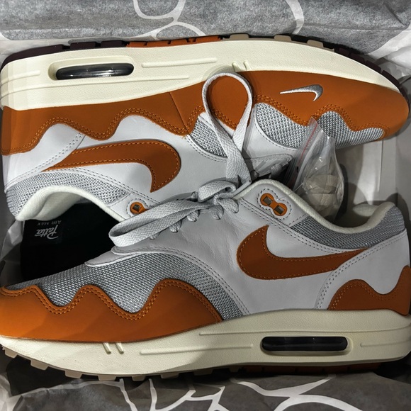 Air Max 1 Patty Collab. Limited Edition Wavy - Picture 1 of 5